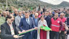 وزير الأشغال العمومية يطلق مشاريع تطوير الطرق والمنشآت في ولاية سكيكدة