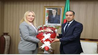 صادي يبحث مع ابتسام حملاوي تعزيز التعاون في المجالين الإنساني والرياضي