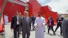 الجزائر تشارك بثقافتها وتاريخها: الوزير الأول يزور أجنحة الدول المشاركة في معرض “إكسبو أوساكا 2025”
