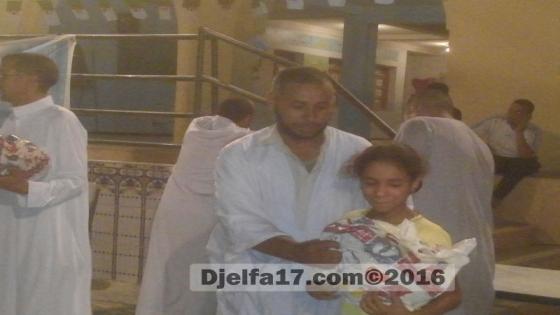الفتيات الساهرات والهيبسترز البالية يسيطرن على أزياء جيل زد لاستعادة صيف Hot Vax 2.0