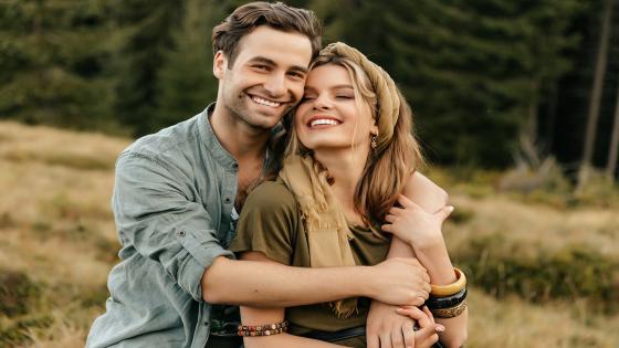 10 أزواج مشاهير لديهم نفس الإيقاع الجمالي، و10 آخرون يبدون وكأنهم من كواكب مختلفة
