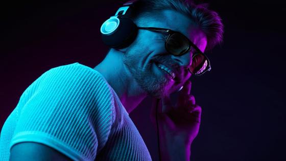 العدد الجديد من مجلة What Hi-Fi؟ متاح الآن: جهاز بث الموسيقى، أنظمة متكاملة والمزيد