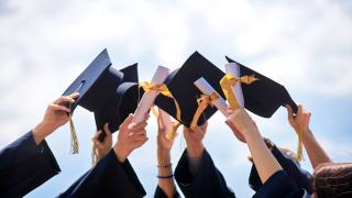 تهنئة نجاح وتفوق ….طاقم الجلفة أونلاين