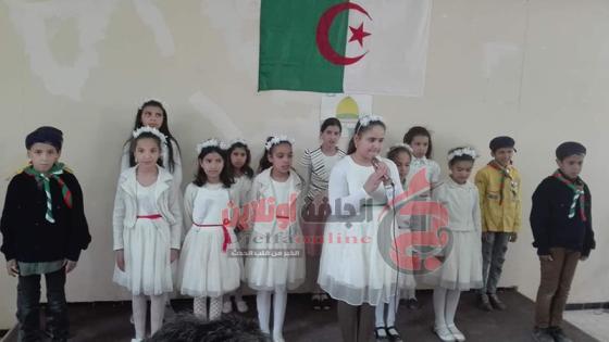 ثانوية سي شريف بلحرش تحتفل بعيد العلم ومكانته في المؤسسات التربوية.