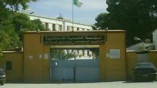 رغم مجهودات الطاقم الطبي والشبه طبي لأحتواء فيروس كورونا بمستشفيات الجلفة الا ان التسيير الأدارى يبقى دون المستوى